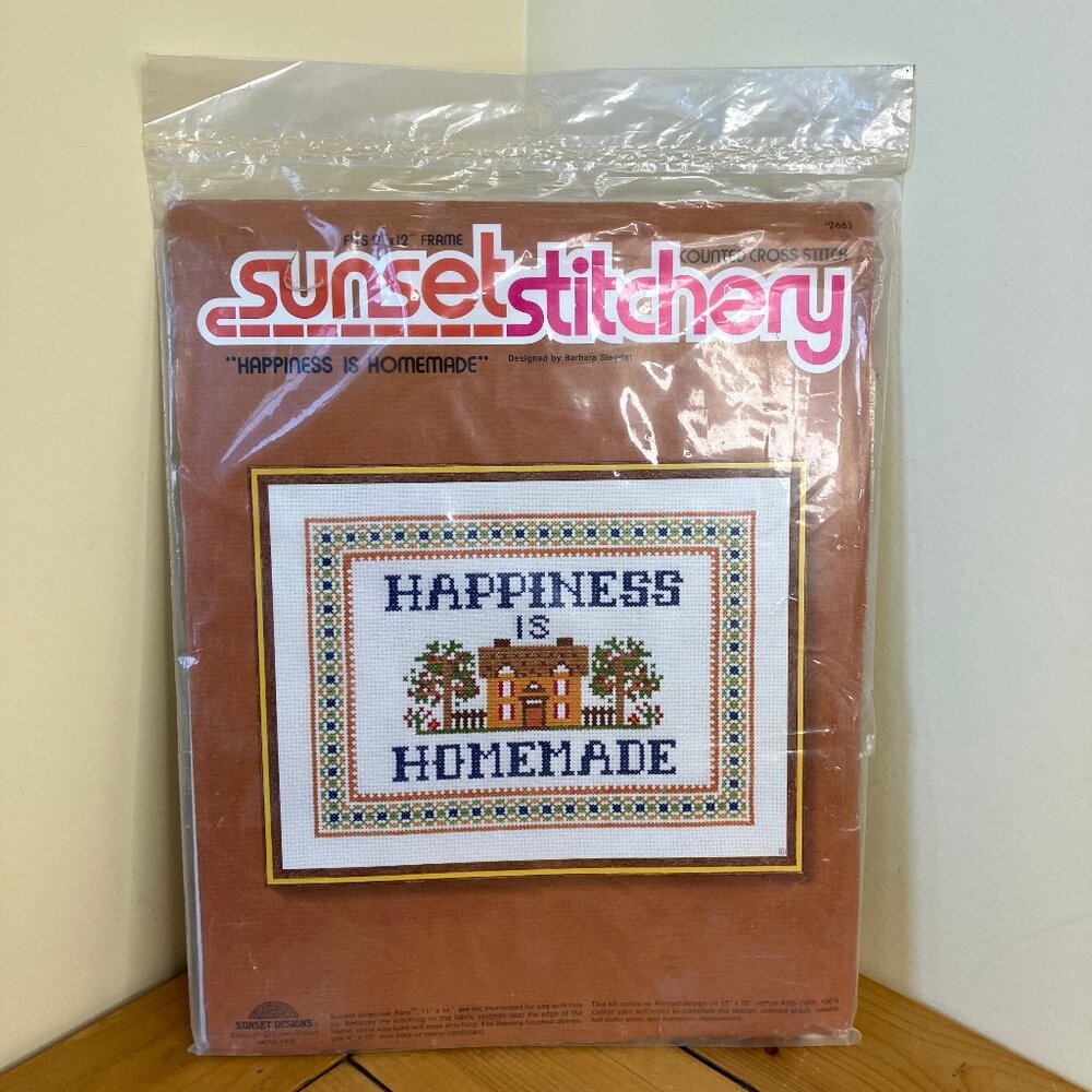 Happiness is Homemade Sunset Stitchery Vintage Cross Stitch Embroidery Kit 2263
